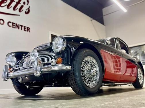 Black 1966 Austin-Healey 3000 Mk III BJ8