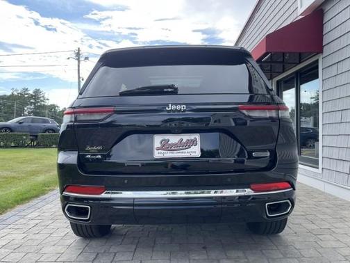 2022 Jeep Grand Cherokee Overland