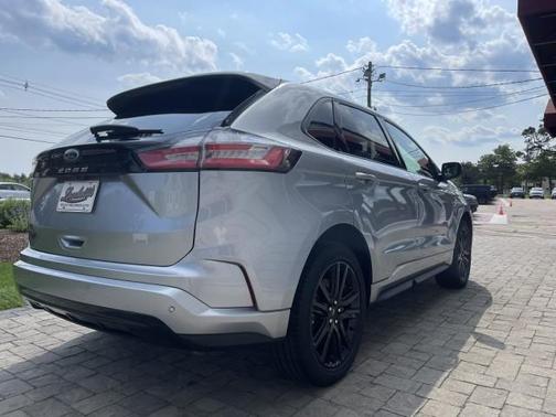 2024 Ford Edge ST-Line