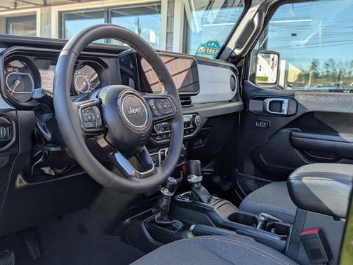 Black Clearcoat 2024 Jeep Wrangler Sport