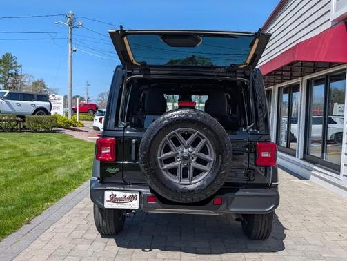 Black Clearcoat 2024 Jeep Wrangler Sport