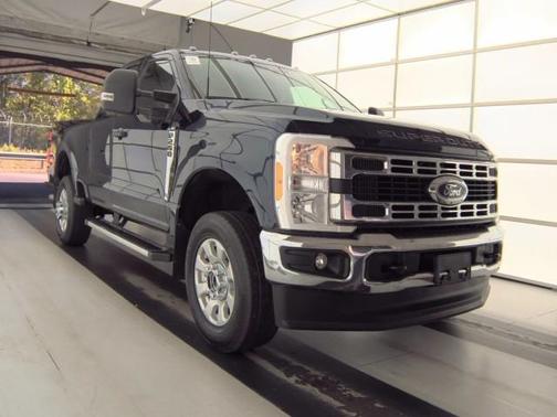 Antimatter Blue Metallic 2023 Ford F-250 XLT