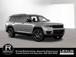 Baltic Gray Metallic Clearcoat 2023 Jeep Grand Cherokee L Altitude