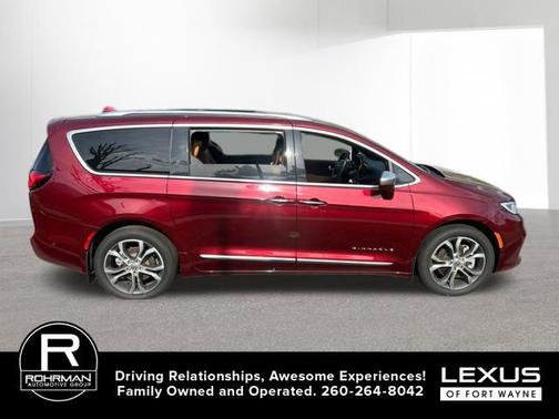 Velvet Red Pearlcoat 2021 Chrysler Pacifica L