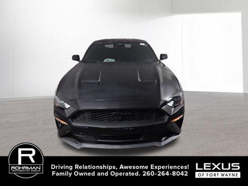 2022 Ford Mustang EcoBoost