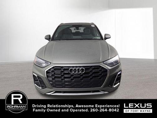 2023 Audi Q5 45 S line quattro Premium