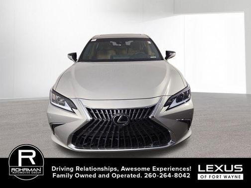 2024 Lexus ES 300h Luxury
