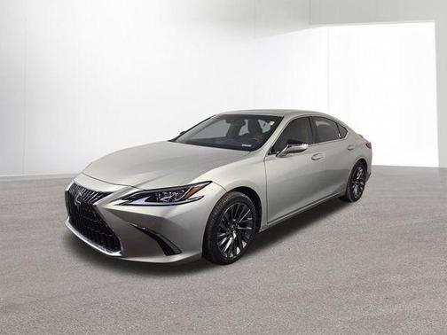 2024 Lexus ES 300h Luxury