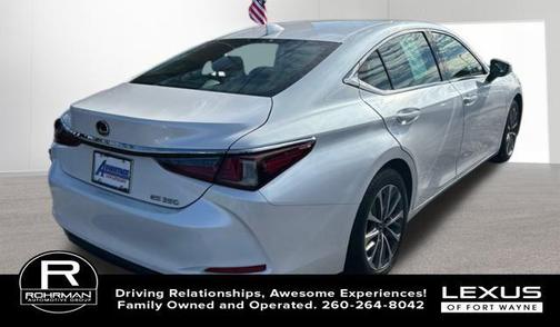 2022 Lexus ES 350 Base