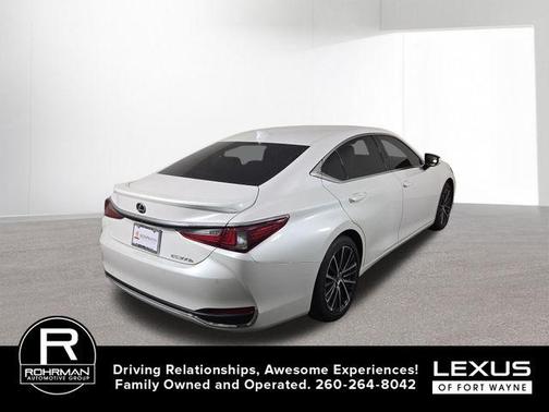 2024 Lexus ES 300h 300H