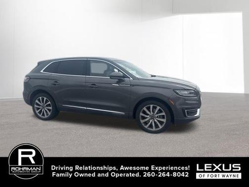 2019 Lincoln Nautilus Select