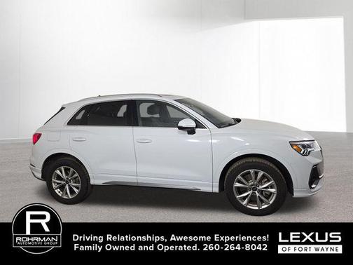 2025 Audi Q3 45 S line Premium