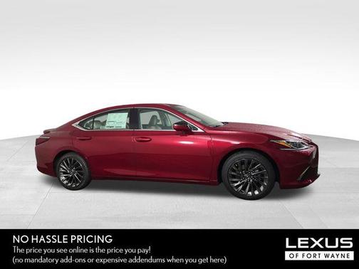 2025 Lexus ES 300h Luxury