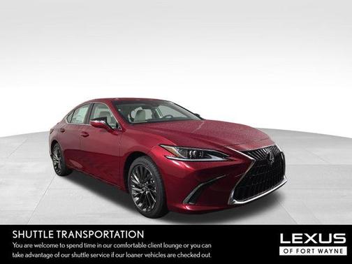 2025 Lexus ES 300h Luxury