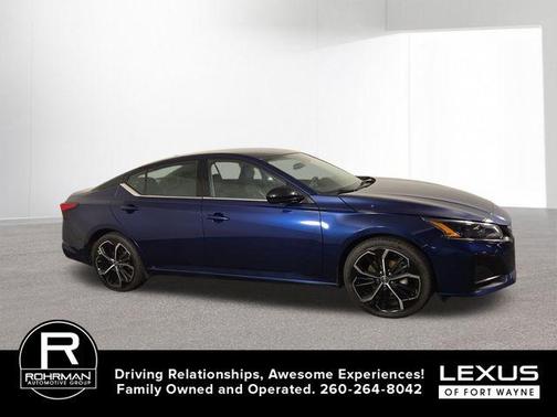 2023 Nissan Altima 2.5 SR