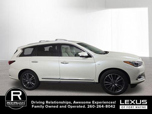 Majestic White 2017 INFINITI QX60 Base