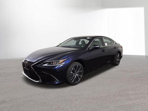 2025 Lexus ES 300h Base