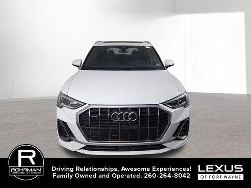 2023 Audi Q3 45 S line Premium