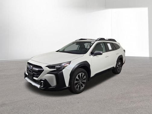 Crystal White Pearl 2023 Subaru Outback Touring XT