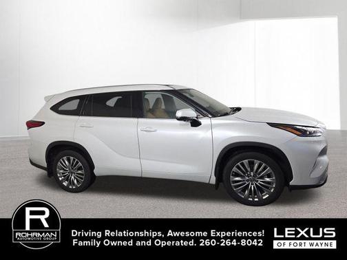 Wind Chill Pearl 2023 Toyota Highlander Platinum