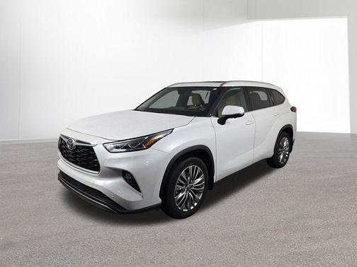 Wind Chill Pearl 2023 Toyota Highlander Platinum