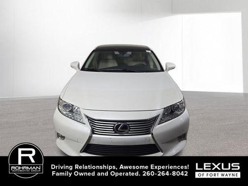 Starfire Pearl 2013 Lexus ES 350 Base