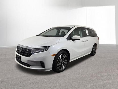 Platinum White Pearl 2023 Honda Odyssey Touring