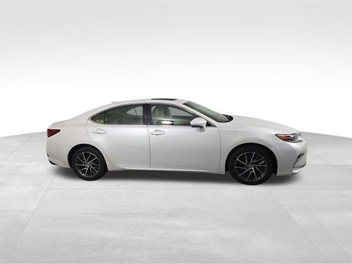 2017 Lexus ES 350 Base