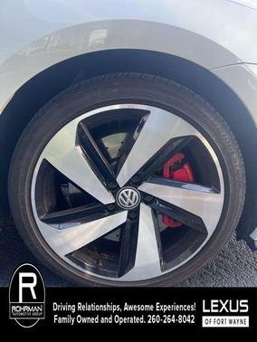 2019 Volkswagen Golf GTI 2.0T SE