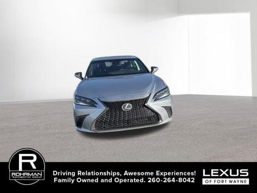 2025 Lexus ES 300h Base