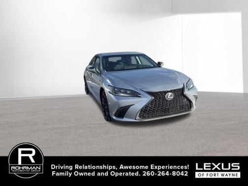 2025 Lexus ES 300h Base