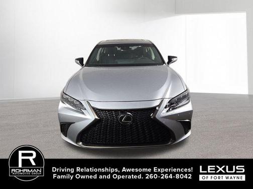 2025 Lexus ES 300h Base