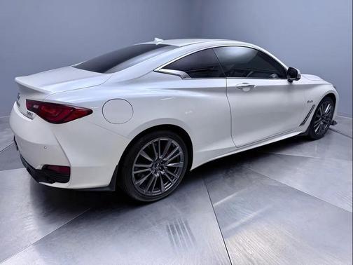 2017 INFINITI Q60 3.0t Red Sport 400