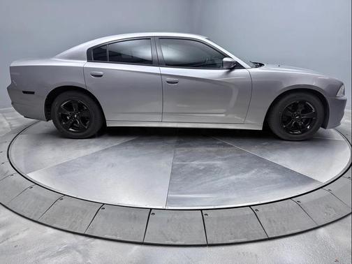 2013 Dodge Charger SE