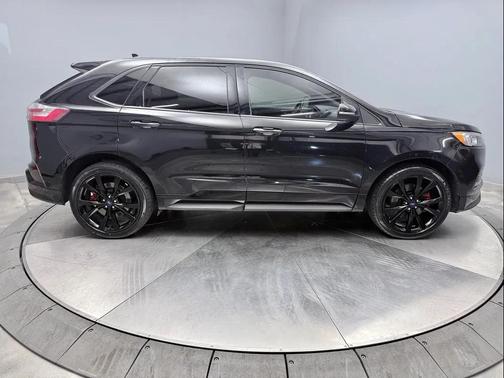 Agate Black Metallic 2019 Ford Edge ST
