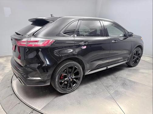 Agate Black Metallic 2019 Ford Edge ST