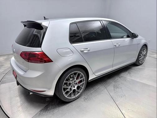 2017 Volkswagen Golf GTI 2.0T S 4-Door