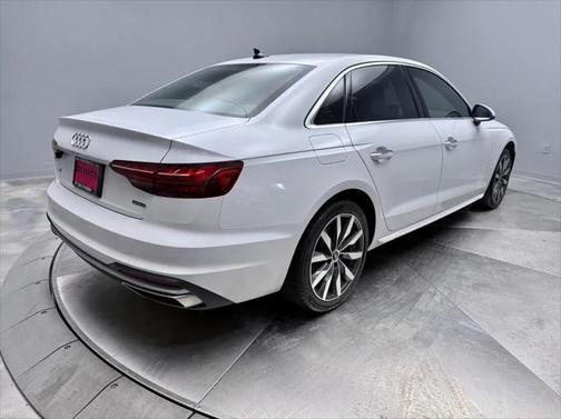 2022 Audi A4 40 Premium