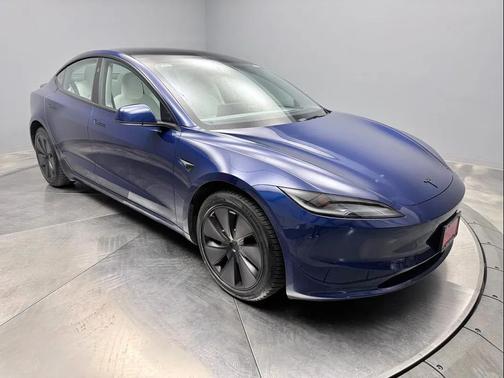 2025 Tesla Model 3 Long Range