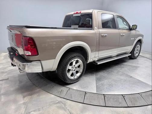 Austin Tan Pearlcoat/Light Graystone Pearlcoat 2010 Dodge Ram 1500 Laramie