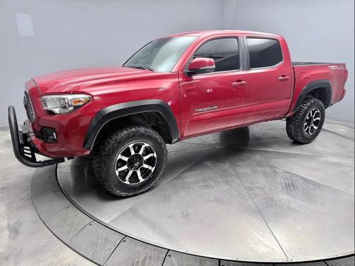 Barcelona Red Metallic 2019 Toyota Tacoma TRD Off Road