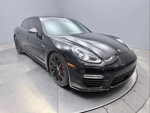 2015 Porsche Panamera Turbo