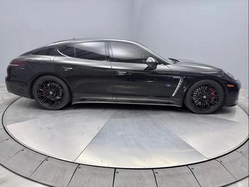 2015 Porsche Panamera Turbo