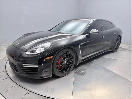 2015 Porsche Panamera Turbo