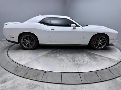 2015 Dodge Challenger SRT 392
