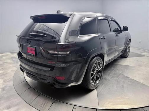 2016 Jeep Grand Cherokee SRT