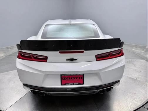 Summit White 2016 Chevrolet Camaro 1SS