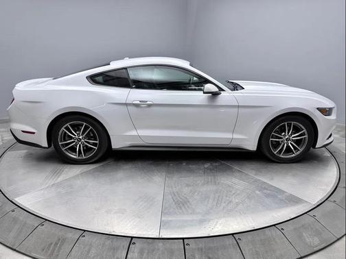 2017 Ford Mustang EcoBoost