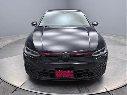 2023 Volkswagen Golf GTI 2.0T SE DSG