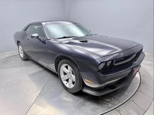 2012 Dodge Challenger SXT